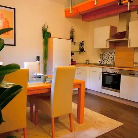 Galeriewohnung Vierseithof * 에긴크